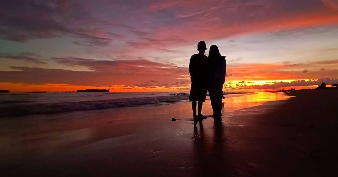 Daya Tarik Pantai Tiku Daya Tarik Pantai Tiku